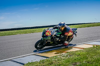 anglesey-no-limits-trackday;anglesey-photographs;anglesey-trackday-photographs;enduro-digital-images;event-digital-images;eventdigitalimages;no-limits-trackdays;peter-wileman-photography;racing-digital-images;trac-mon;trackday-digital-images;trackday-photos;ty-croes